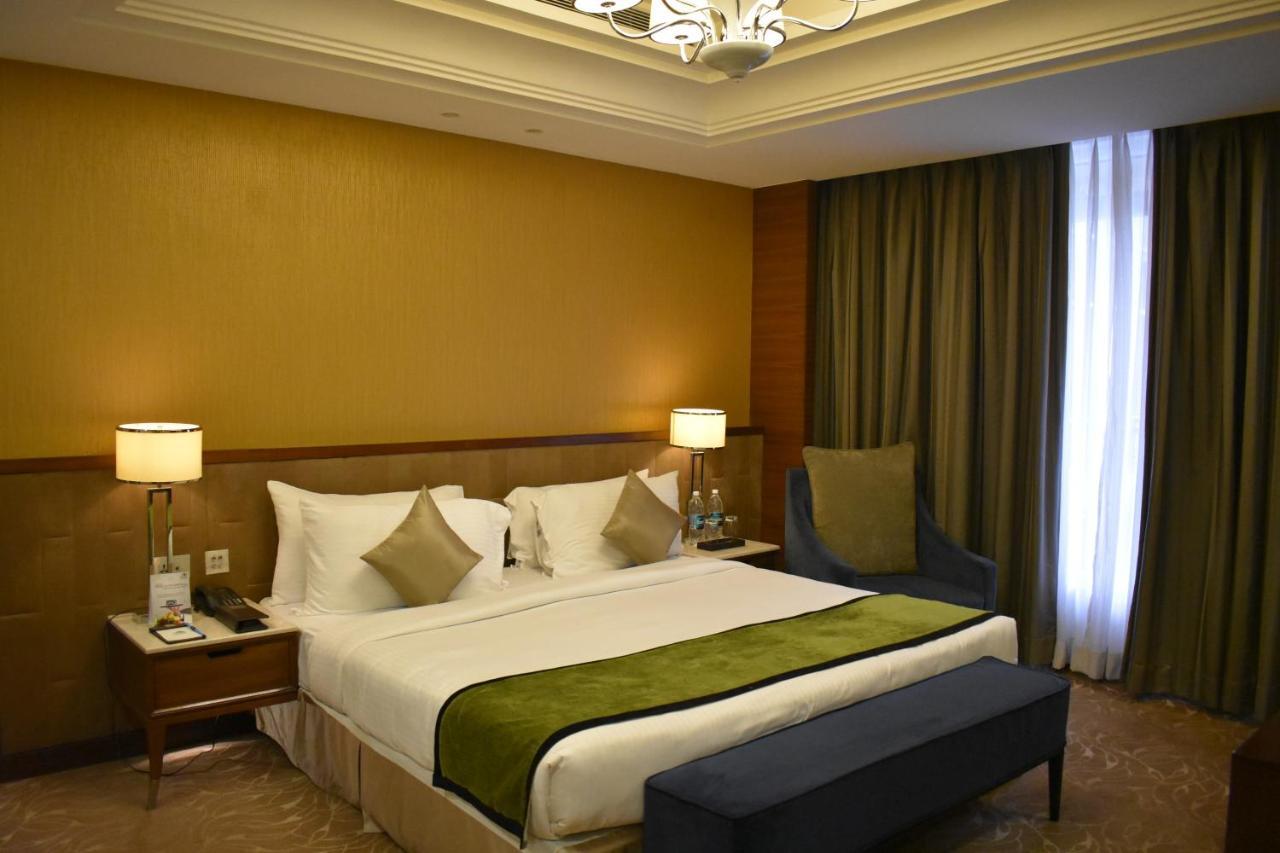Sayaji Kolhapur Hotel Buitenkant foto