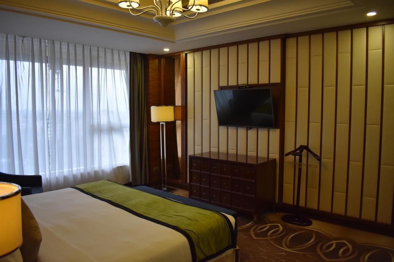 Sayaji Kolhapur Hotel Buitenkant foto