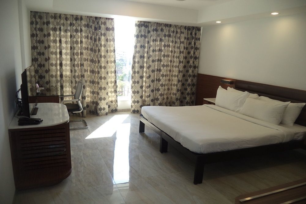 Sayaji Kolhapur Hotel Buitenkant foto