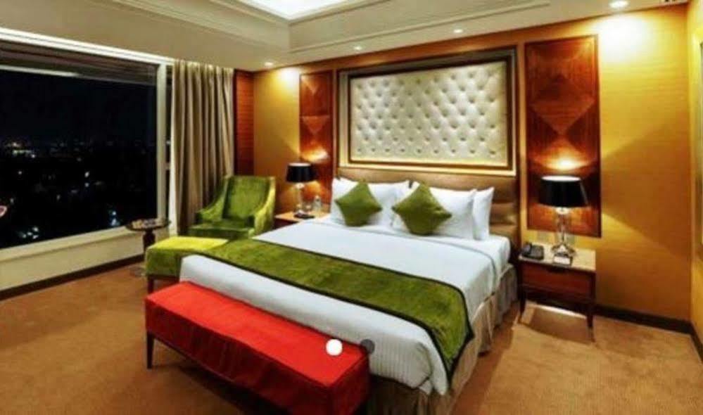 Sayaji Kolhapur Hotel Buitenkant foto